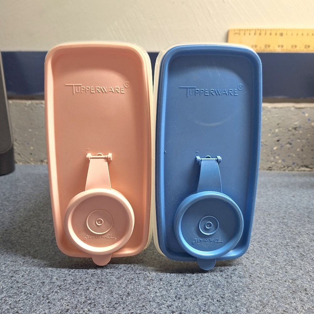 Tupperware Food Storage Containers(2)W/Flip  Lids #469-6, #469-8, #471-2, #471-8